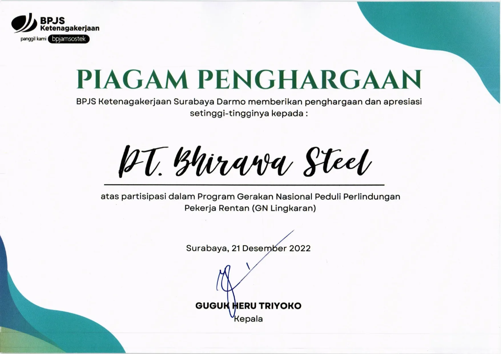 Piagam penghargaan BPJS Ketenagakerjaan untuk PT Bhirawa Steel